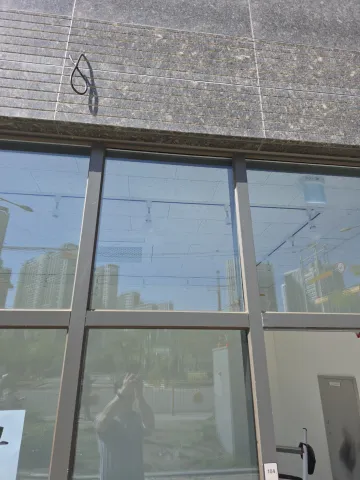 설치 전 신규 오픈 약국 실내
